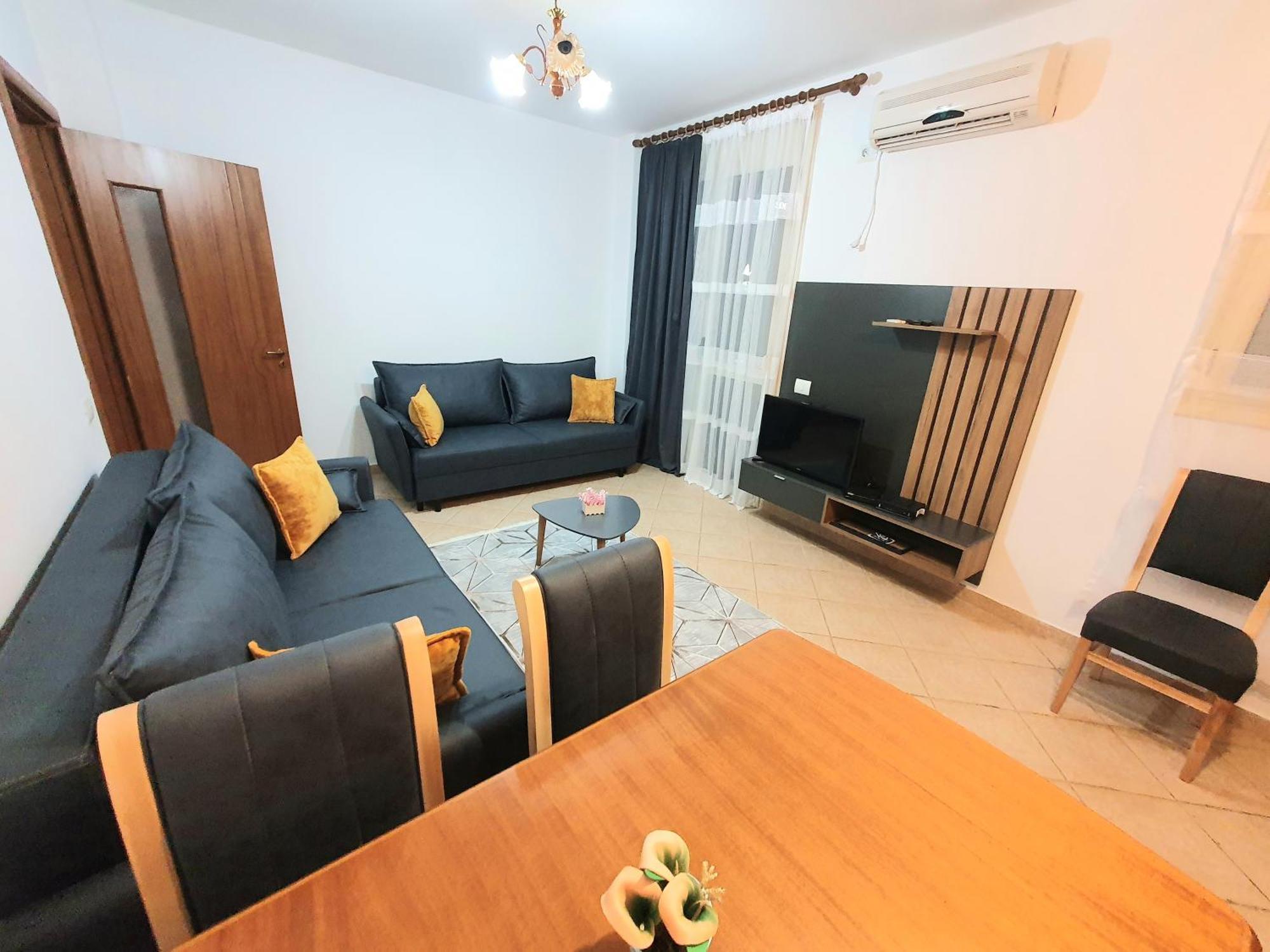 Apartment Me Qera Lungomare Vlore Medem1 Luaran gambar