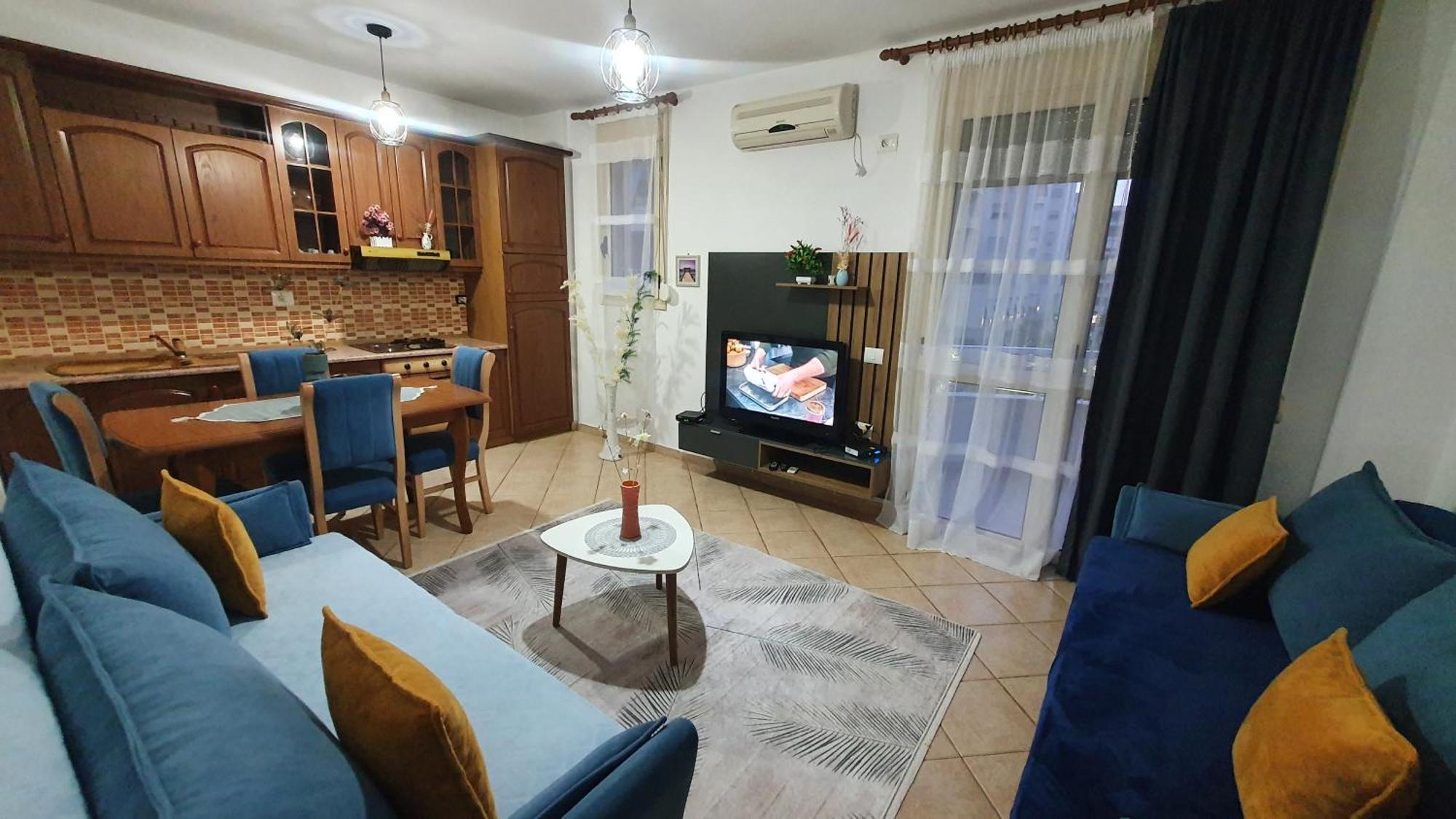 Apartment Me Qera Lungomare Vlore Medem1 Bilik gambar